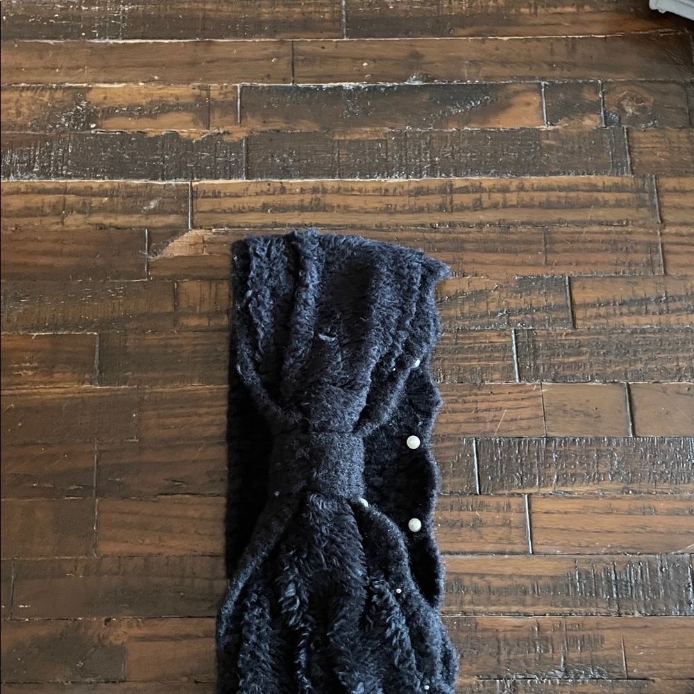 LC Lauren Conrad Black Knit Headband with Pearls - Picture 3 of 5
